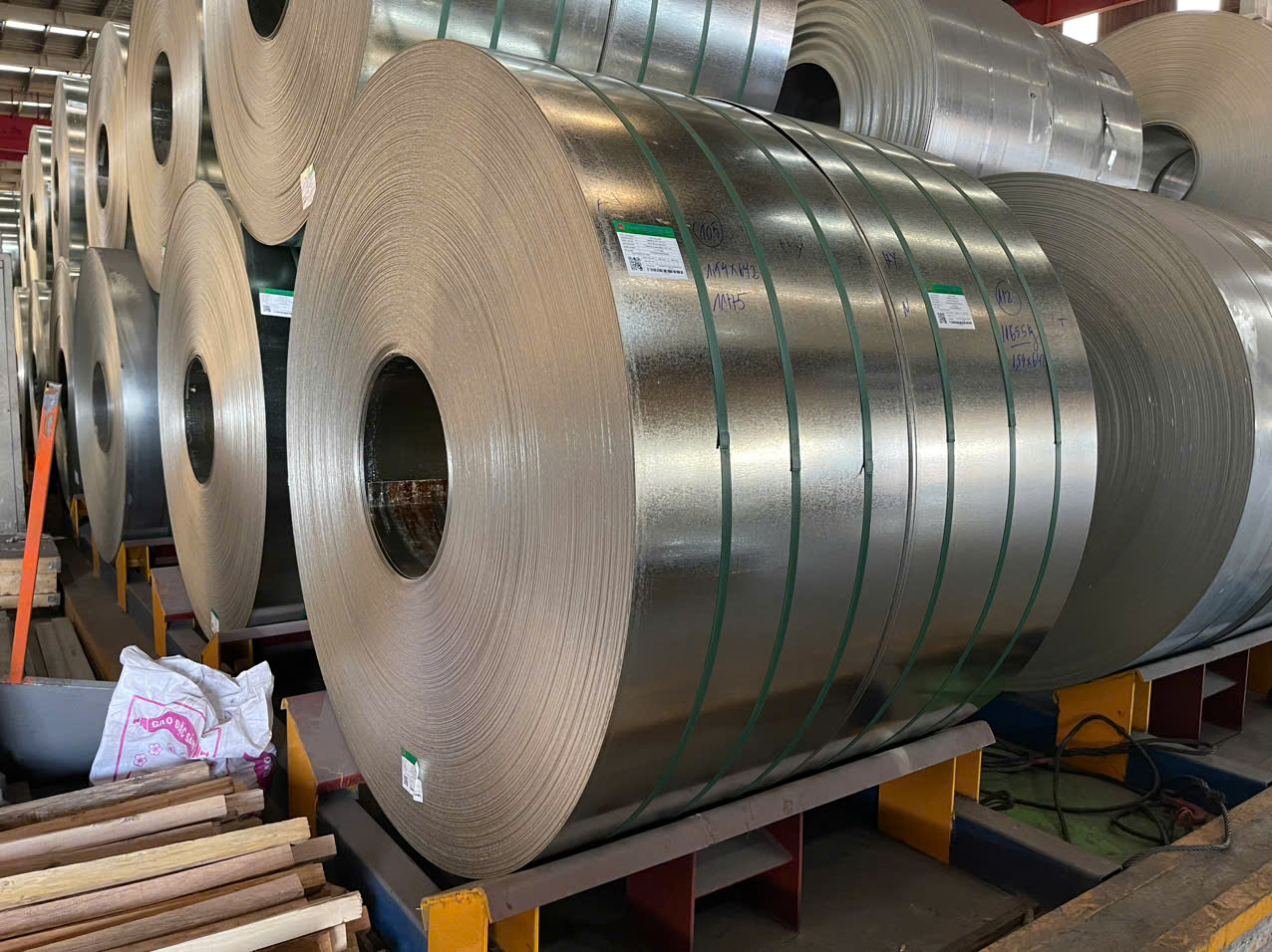 Tiêu Chuẩn JIS G3302 – Thép Cuộn Mạ Kẽm SGCC, SGCH | JIS G3302 Hot-Dip Galvanized Steel Coil Standard
